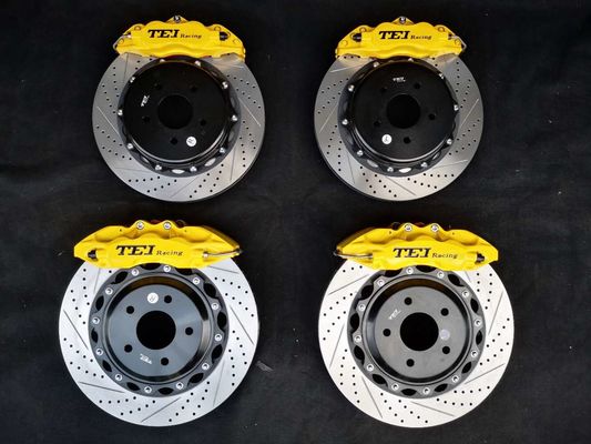 주문 BBK 빅 브레이크 키트 인피니티 Q50용 6기기 펌프 355*32mm 로터 앞뒤 P60S P40S-R 온라인 제조